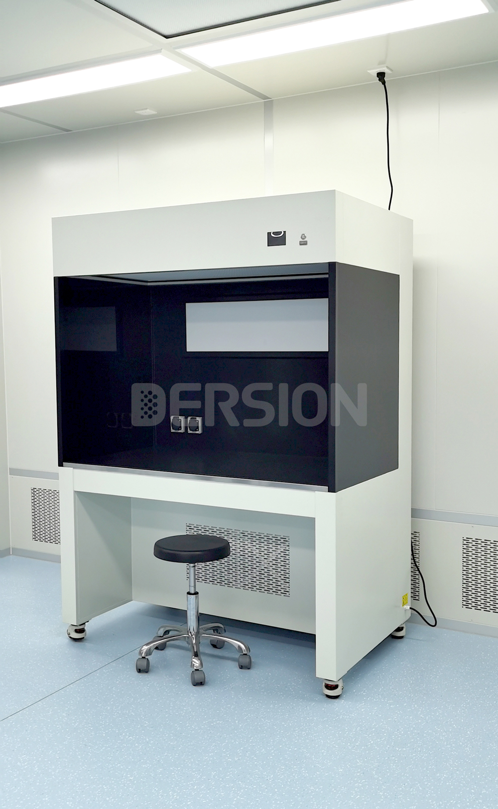 德信致远洁净工作台产品特点及配件