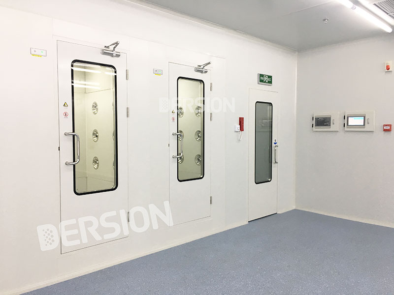 宽敞大气，高通行率之双开门风淋室